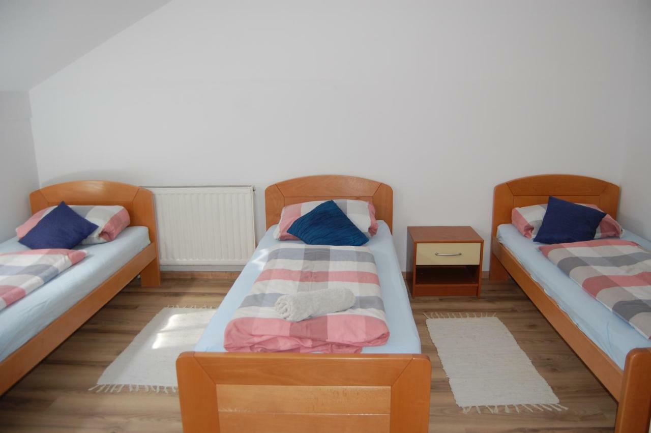 פטוי Rooms Hisa Divino מראה חיצוני תמונה